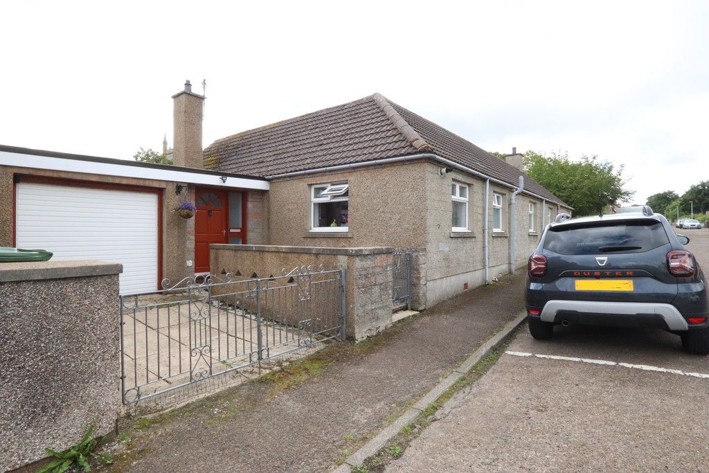 3 bed bungalow for sale in Rose Street, Thurso KW14, £205,000