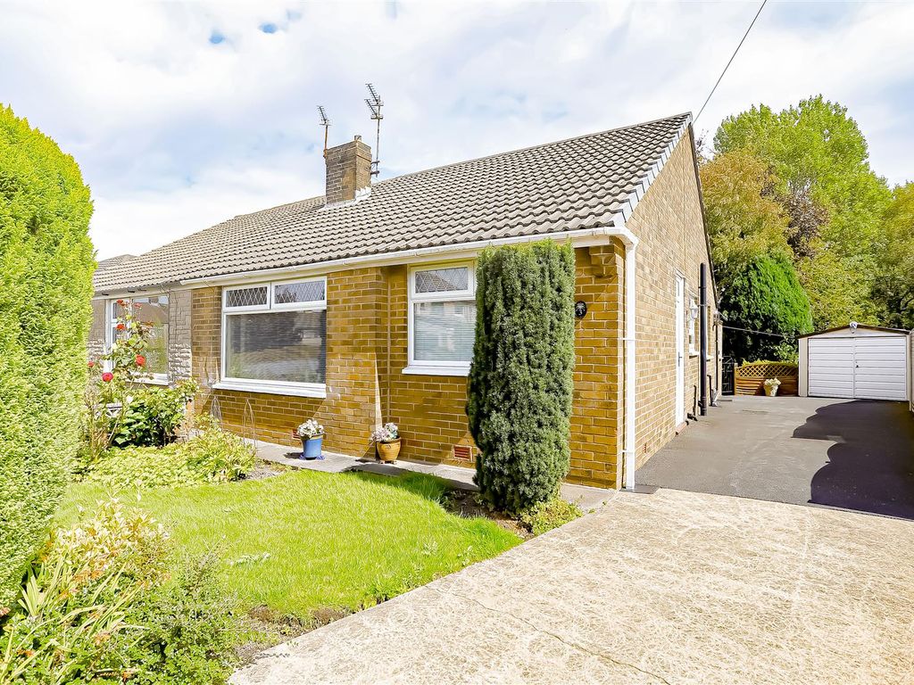 2 bed bungalow for sale in Ennerdale Close, Oswaldtwistle, Accrington BB5, £145,000