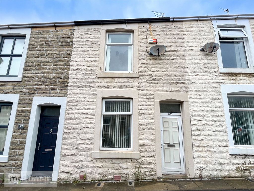 2 bed terraced house for sale in Lodge Street, Accrington, Lancashire BB5, £75,000