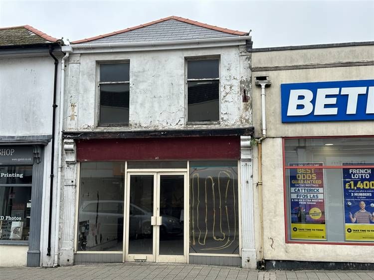 Retail premises for sale in 47 Trelowarren Street, Camborne TR14, £80,000