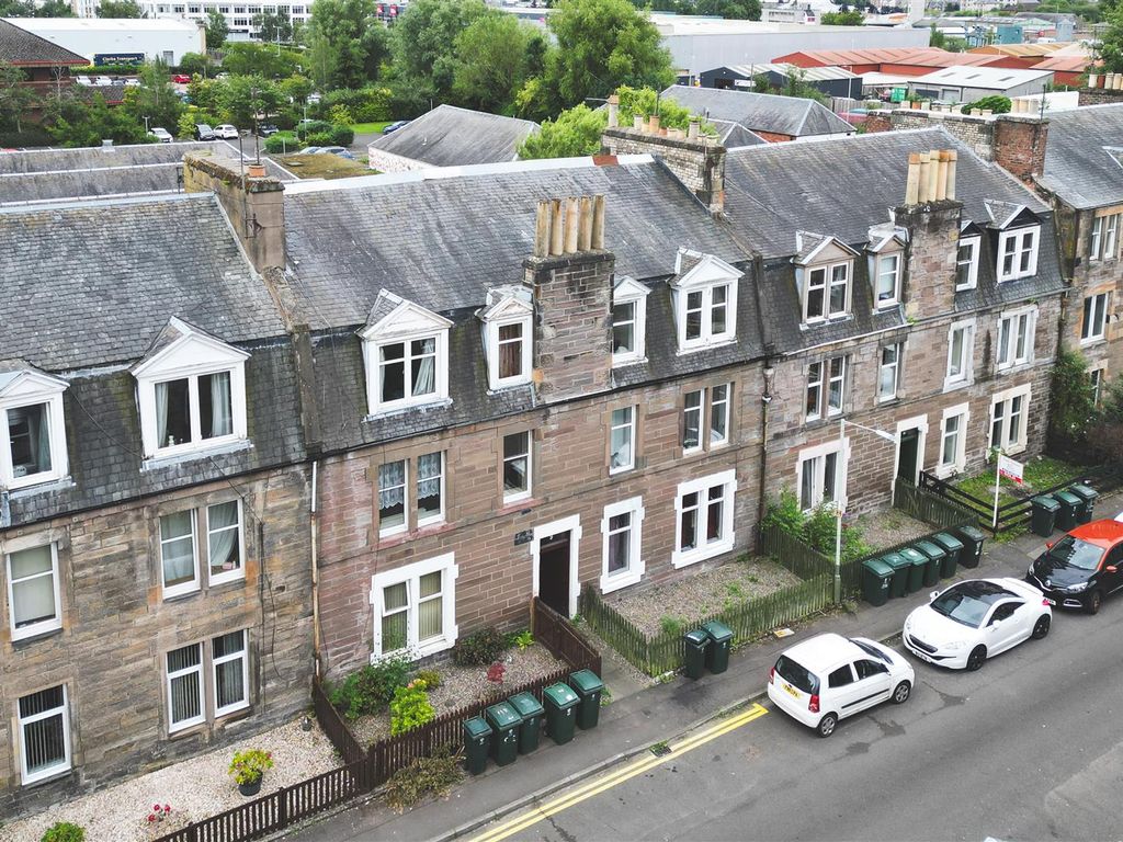 2 bed property for sale in Ballantine Place, Perth PH1, £57,000