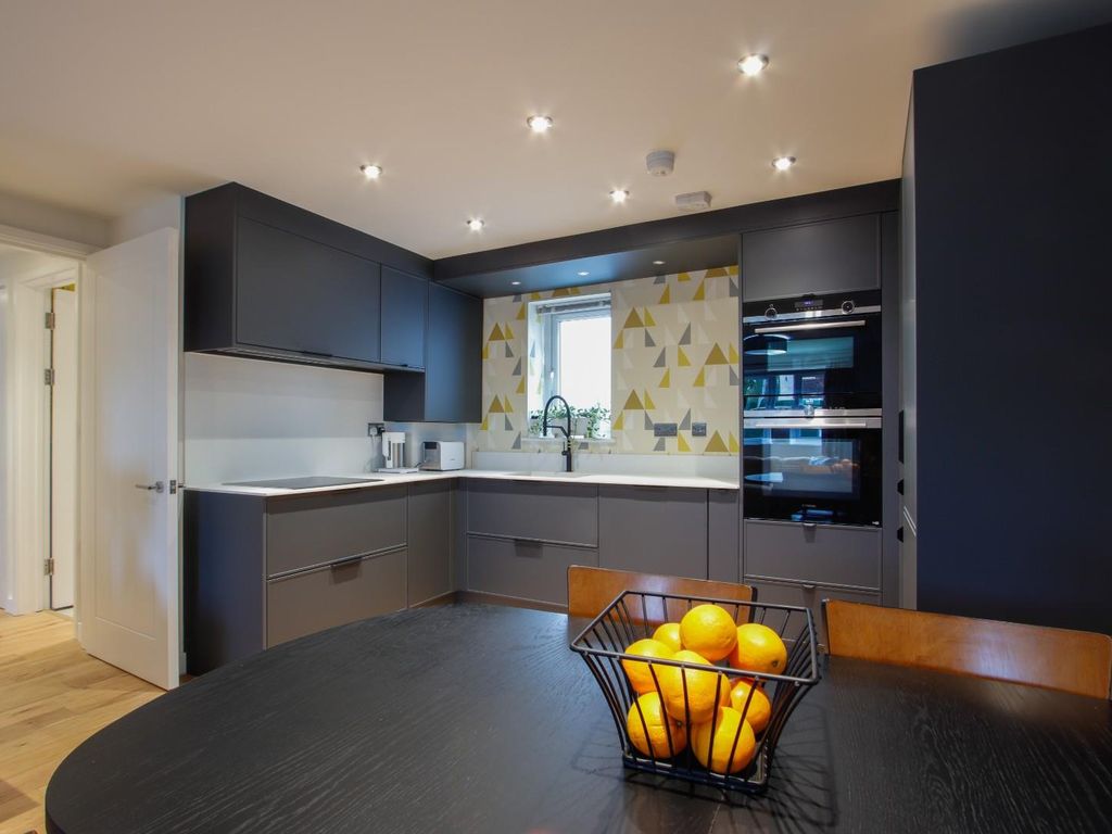 2 bed maisonette for sale in The Rise, Llanishen, Cardiff CF14, £275,000