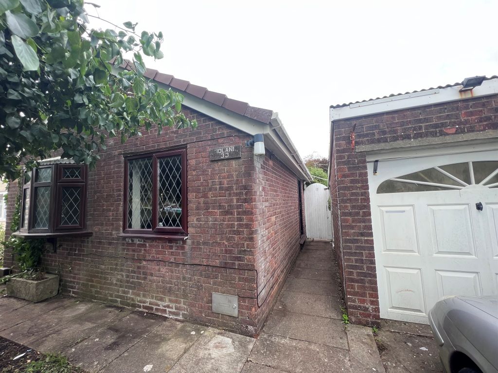 2 bed detached bungalow for sale in Maes Talcen, Brackla, Bridgend CF31, £160,000