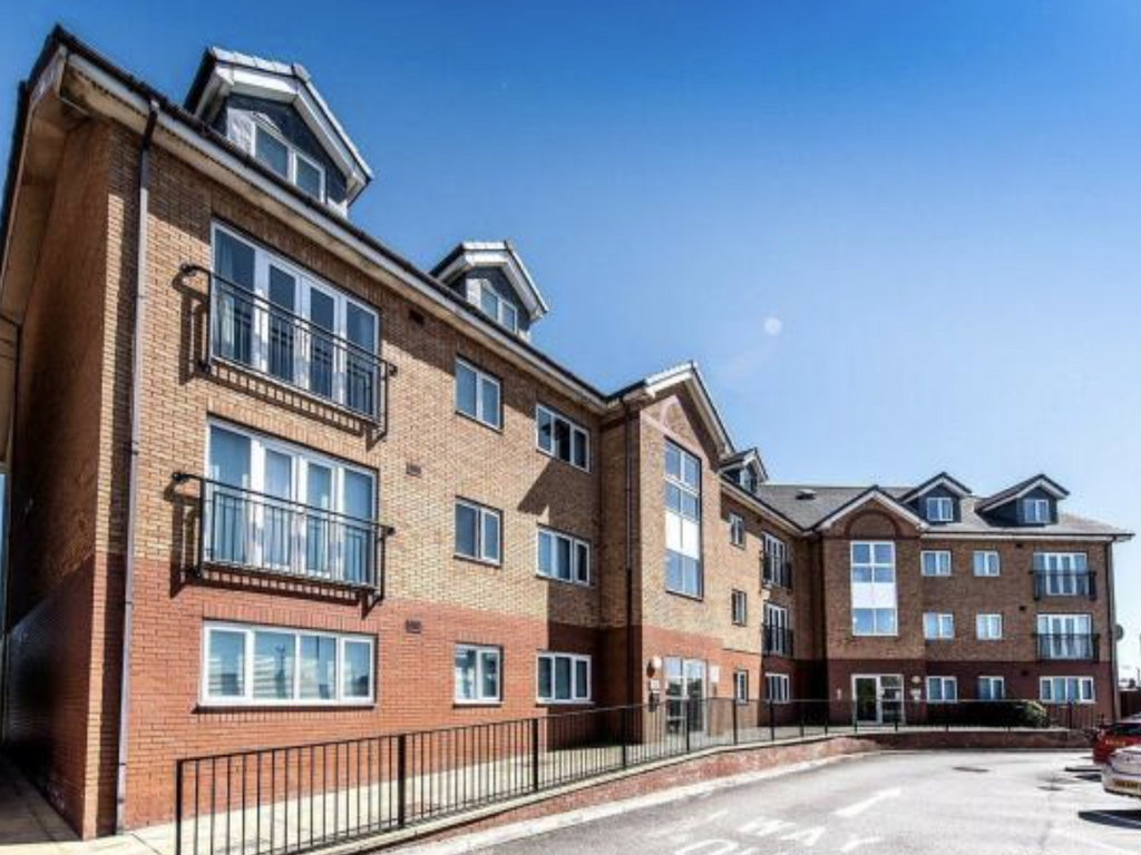 2 bed flat for sale in Taylforth Close, Liverpool L9, £90,000