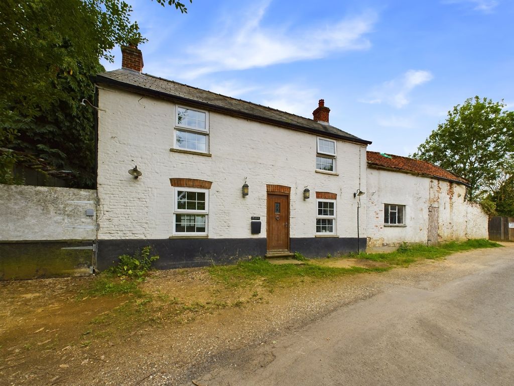 2 bed detached house for sale in Cotts Lane, Tilney All Saints, King's Lynn PE34, £220,000