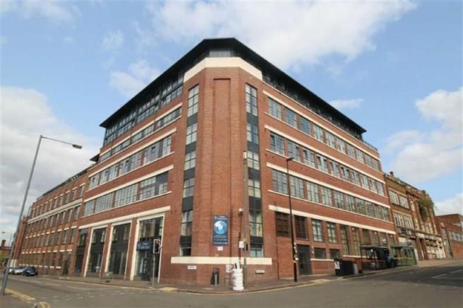 1 bed flat for sale in Abacus Building, 246 Bradford Street B12, £215,000