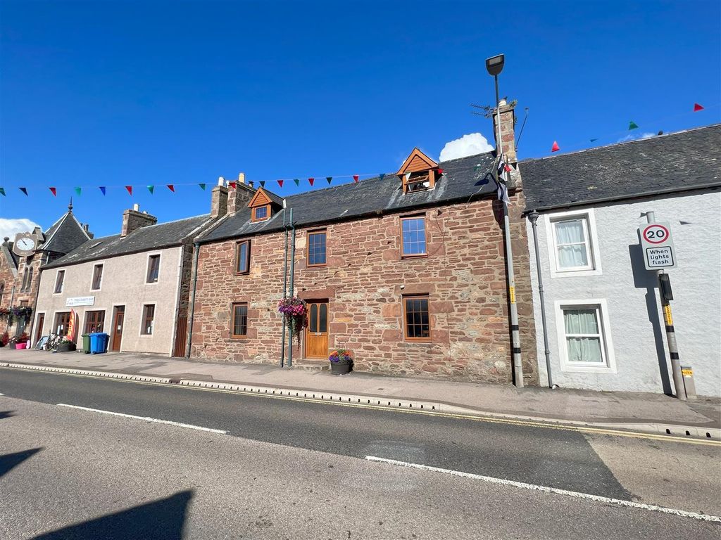 4 bed property for sale in Rispond, Main Street, Golspie, Sutherland KW10, £250,000