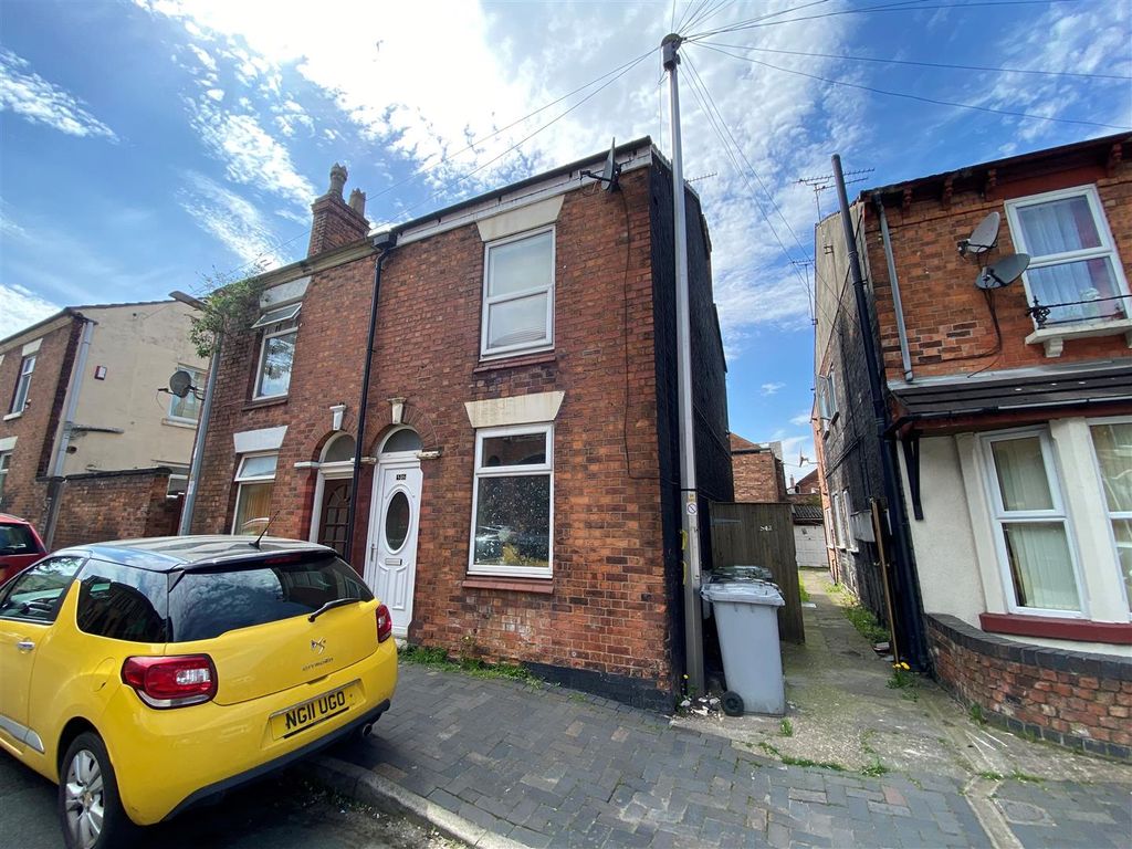 2 bed semi-detached house for sale in Lord Street, Crewe CW2, £65,750