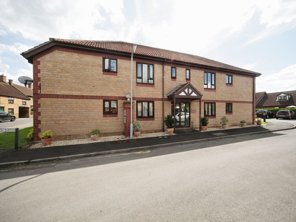 1 bed flat for sale in Mow Barton, Martock, Somerset TA12, £80,000