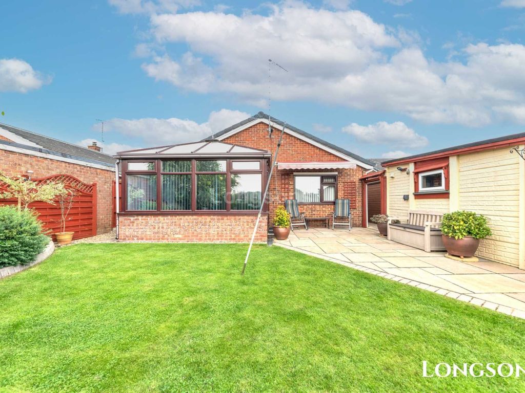 3 bed detached bungalow for sale in Old Vicarage Park, Narborough PE32, £290,000
