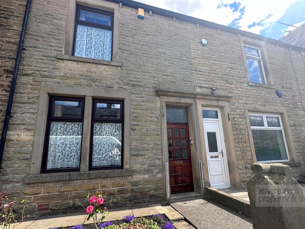3 bed terraced house for sale in Queen Street, Whalley, Ribble Valley BB7, £140,000