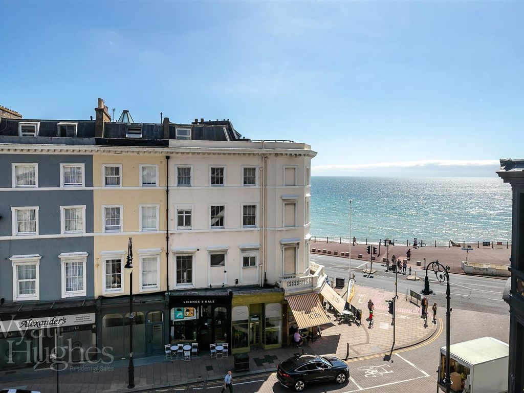 1 bed flat for sale in Claremont, Hastings TN34, £165,000