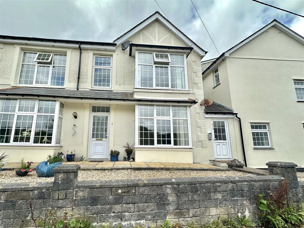 1 bed flat for sale in Higher Bugle, Bugle, St. Austell PL26, £90,000