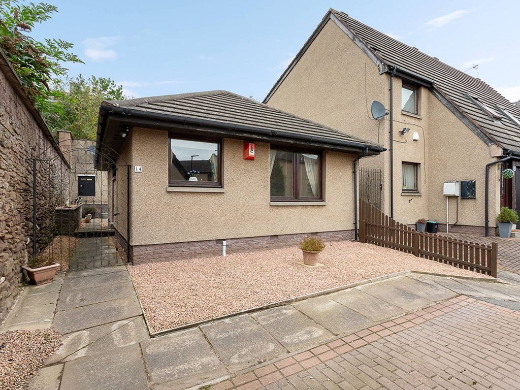 2 bed bungalow for sale in Weavers Loan, Dundee DD3, £148,000