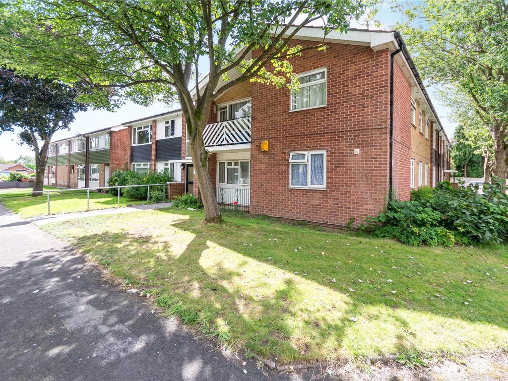 1 bed flat for sale in Beamans Close, Solihull, West Midlands B92, £115,000