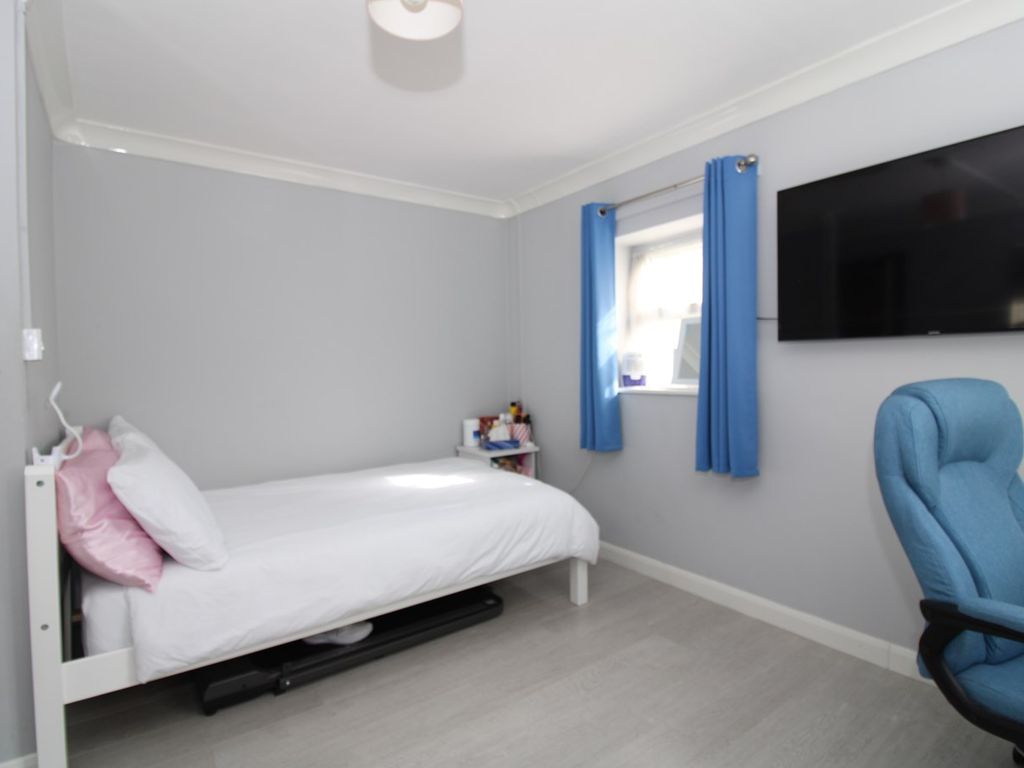 Studio for sale in Penn Road, Stevenage SG1, £130,000