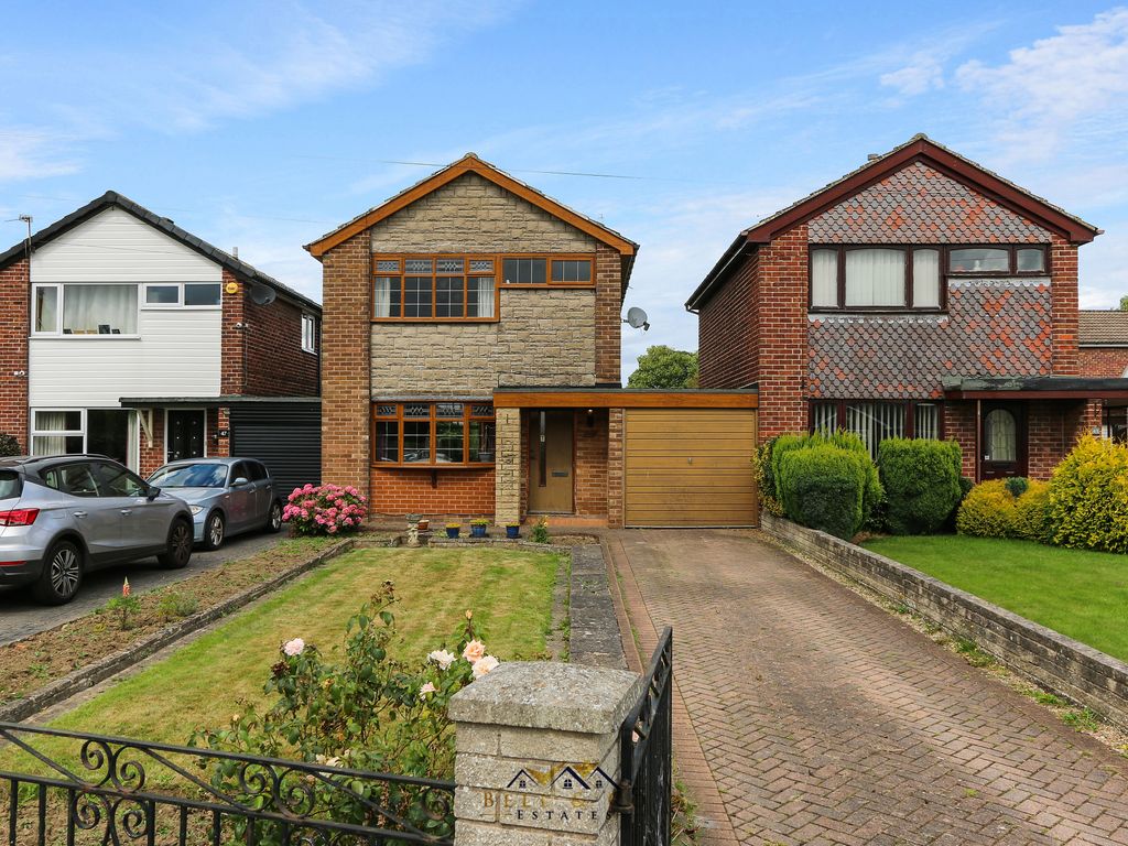 3 bed link-detached house for sale in The Pastures, Todwick, Sheffield S26, £240,000