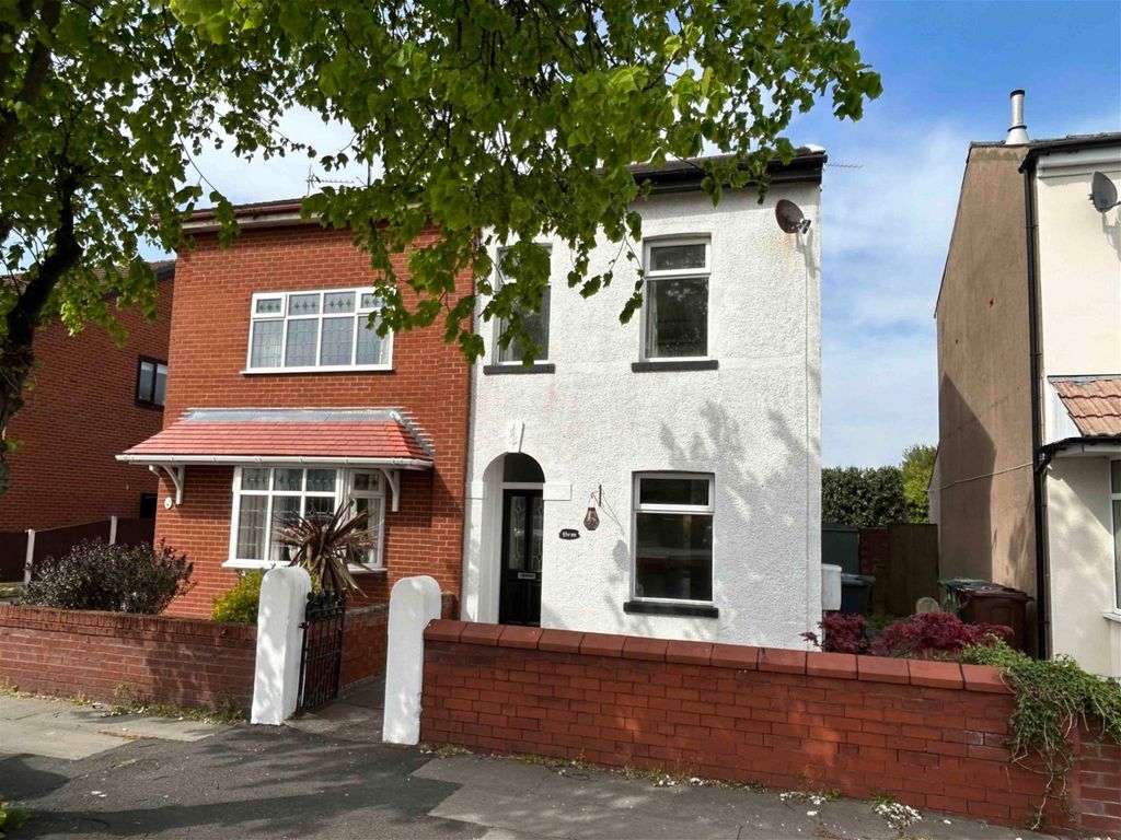 2 bed semi-detached house for sale in Halsall Road, Southport PR8, £190,000
