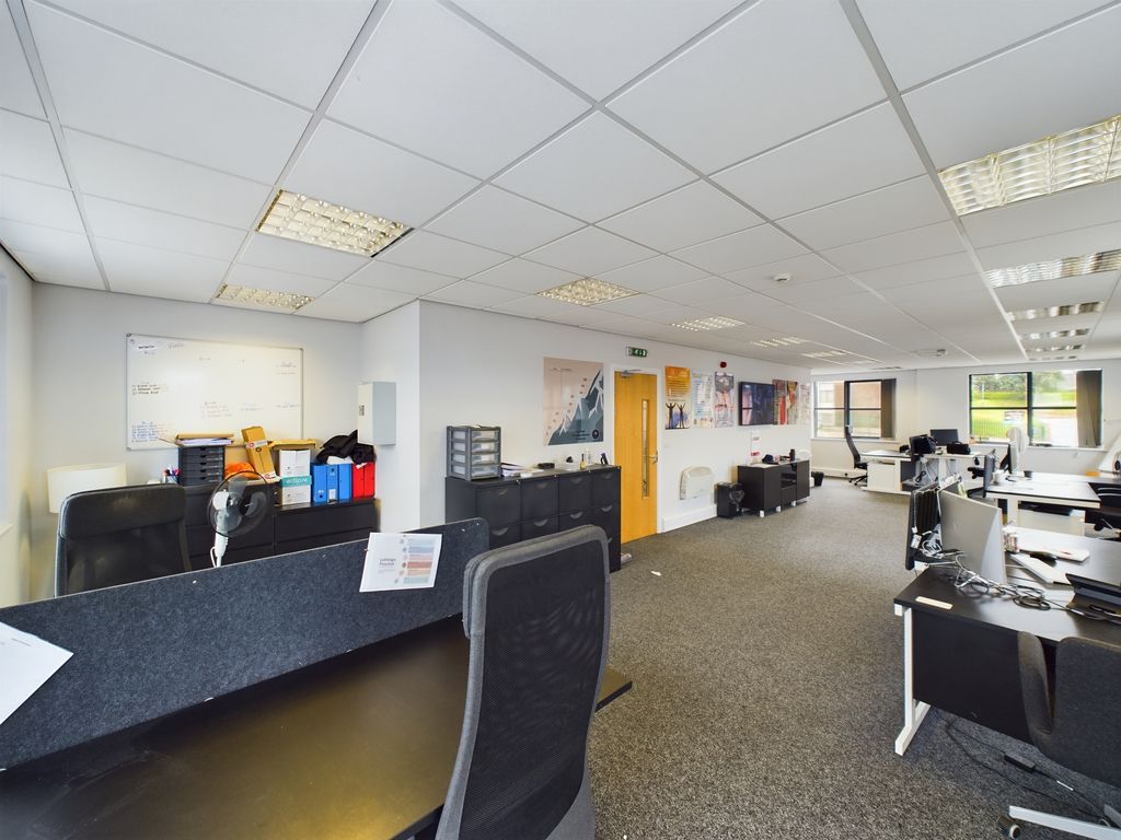 Office for sale in Keys Road, Alfreton DE55, £215,000