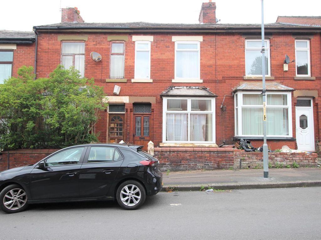 2 bed terraced house for sale in Russet Road, Blackley, Manchester M9, £140,000