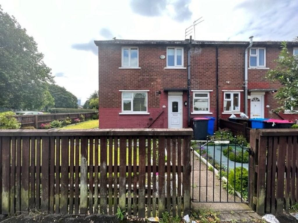 3 bed semi-detached house for sale in Great Cheetham Street West, Salford M7, £170,000