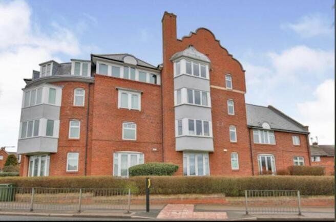 2 bed flat for sale in Monument Court, Durham DH1, £210,000