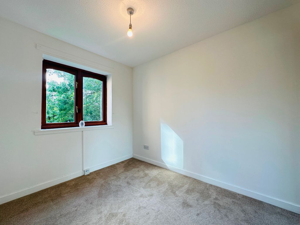 2 bed flat for sale in Loancroft Gate, Uddingston, Glasgow G71, £165,000