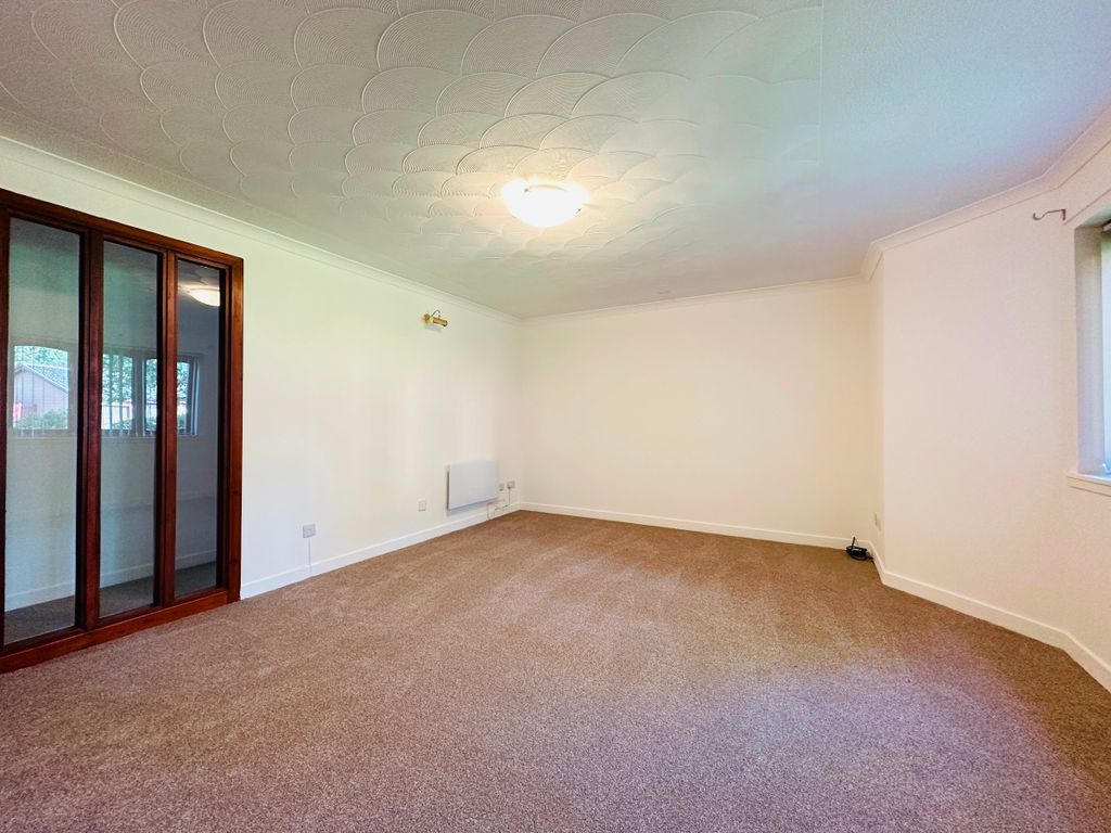 2 bed flat for sale in Loancroft Gate, Uddingston, Glasgow G71, £165,000