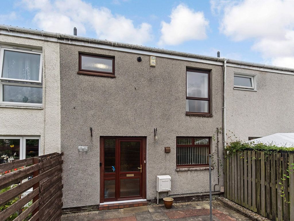 3 bed terraced house for sale in Broomlands Road, South Carbrain, Cumbernauld G67, £100,000