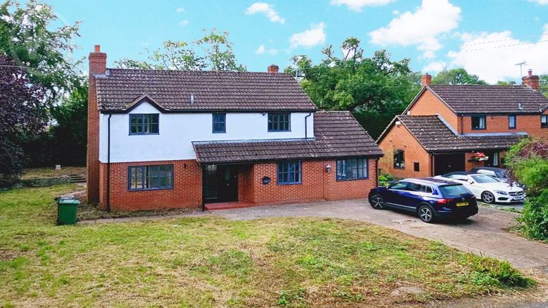 3 bed detached house for sale in Lower Eggleton, Ledbury HR8, £300,000