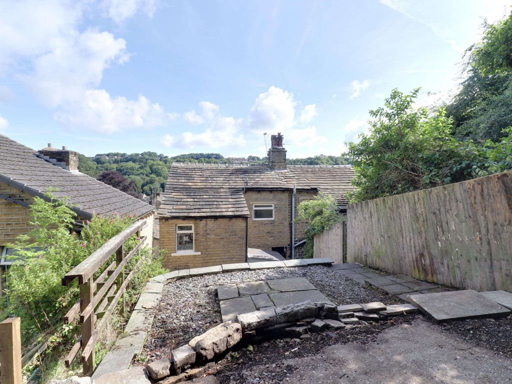 3 bed semi-detached house for sale in Bankfield Terrace, Armitage Bridge, Huddersfield HD4, £175,000
