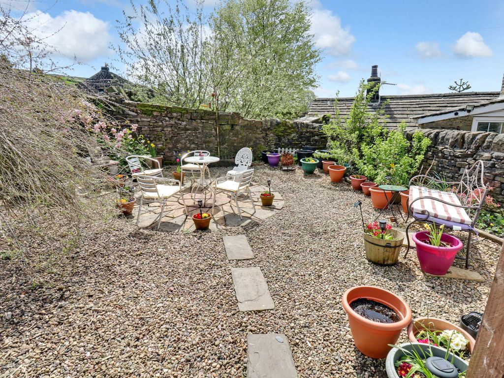 3 bed end terrace house for sale in Pinfold Cottage, 4 North View, Hebden Bridge HX7, £250,000