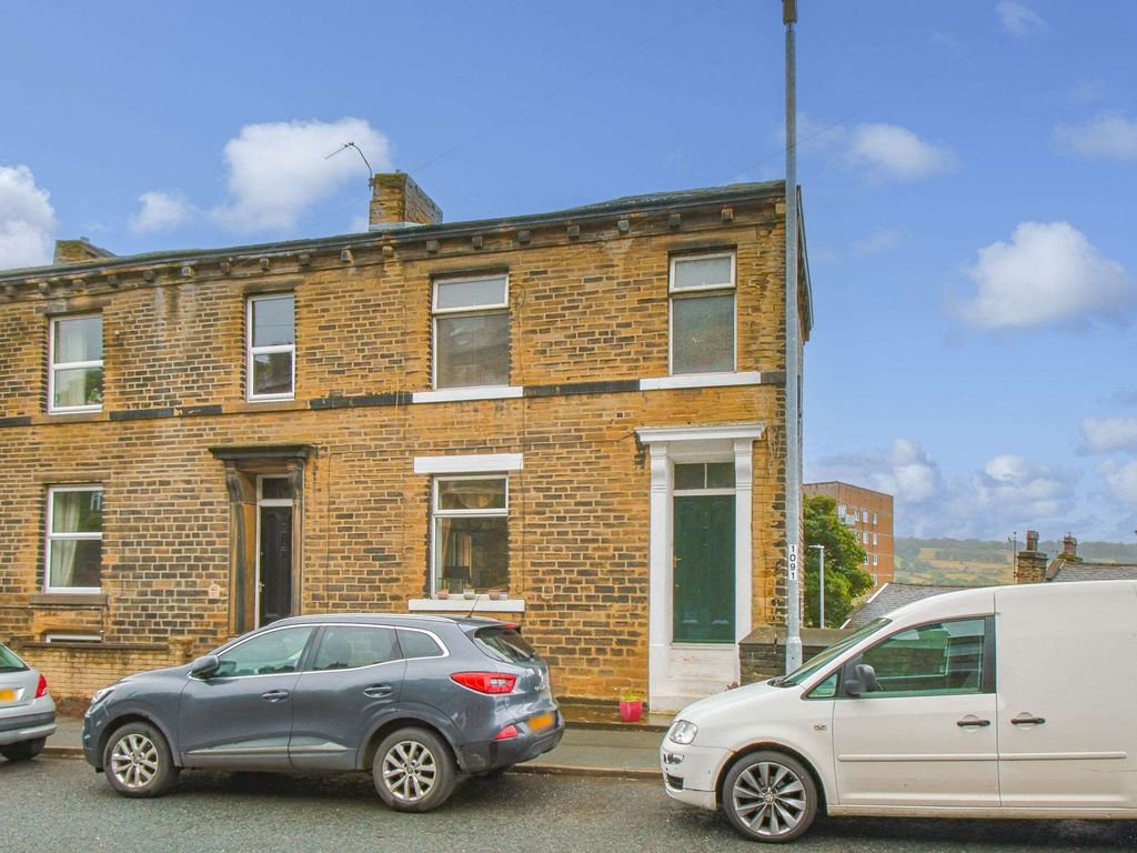 3 bed end terrace house for sale in Beech Road, Sowerby Bridge HX6, £160,000
