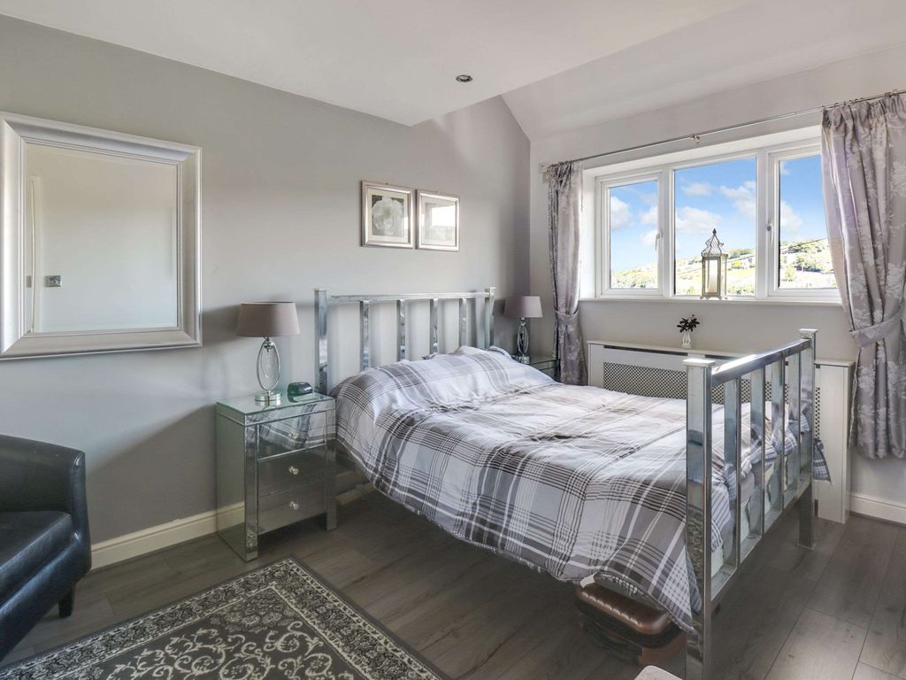 4 bed semi-detached house for sale in Haugh End Lane, Sowerby Bridge HX6, £270,000