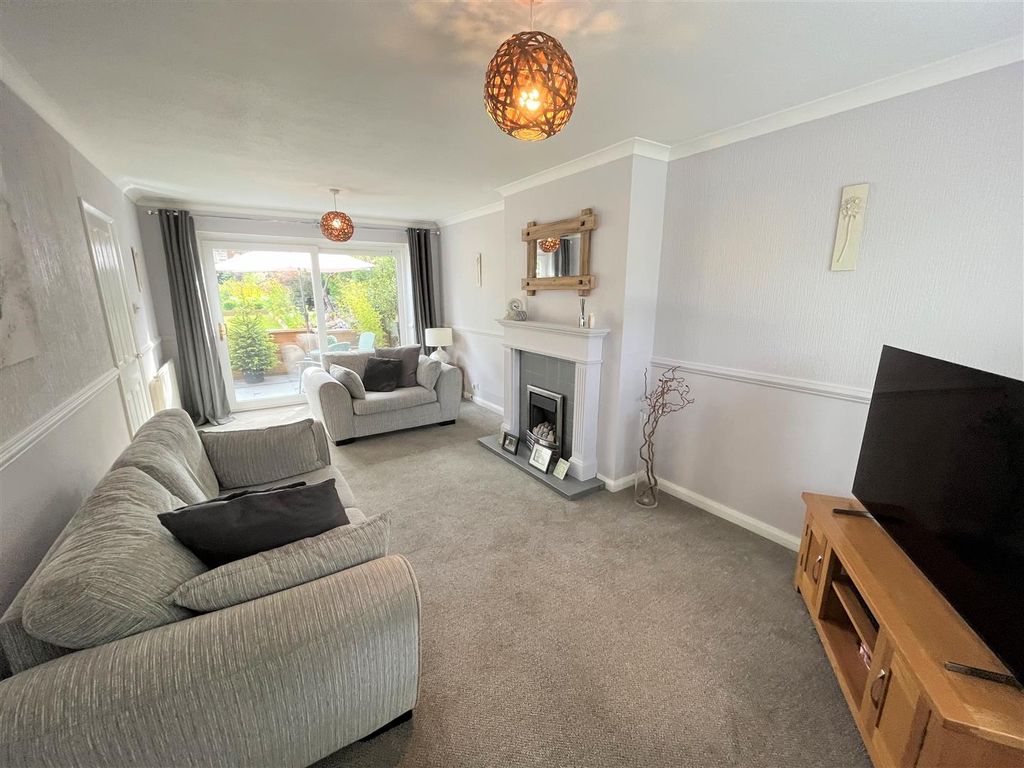 3 bed semi-detached house for sale in Gallowstree Lane, Newcastle-Under-Lyme ST5, £250,000
