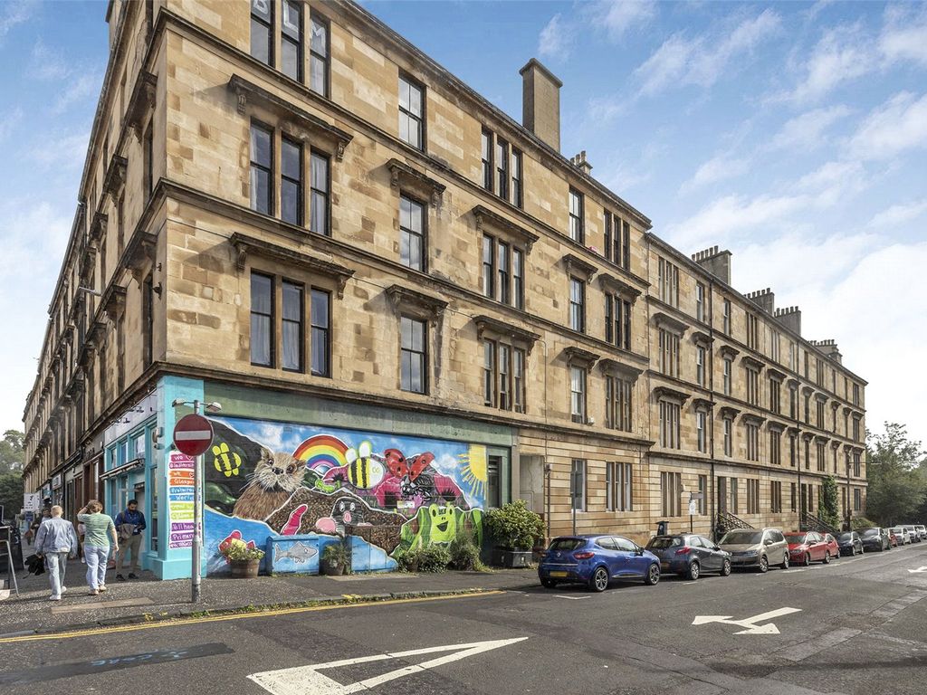 2 bed flat for sale in Otago Street, Hillhead, Glasgow G12, £259,000