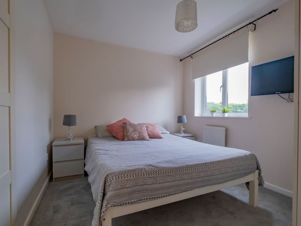 3 bed detached house for sale in Magna Porta Gardens, Llantarnam NP44, £290,000