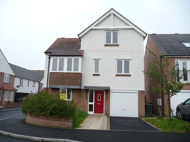 4 bed town house for sale in Cardoon Road, Consett DH8, £165,000