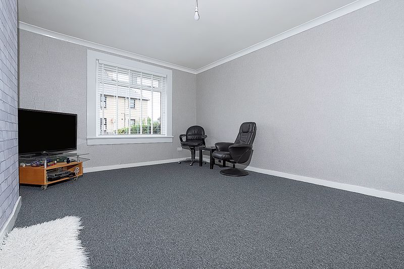 2 bed flat for sale in Kennington Avenue, Loanhead EH20, £145,000