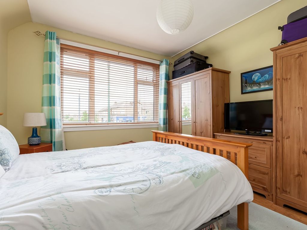 3 bed semi-detached house for sale in Crewe Road North, Crewe, Edinburgh EH5, £289,995