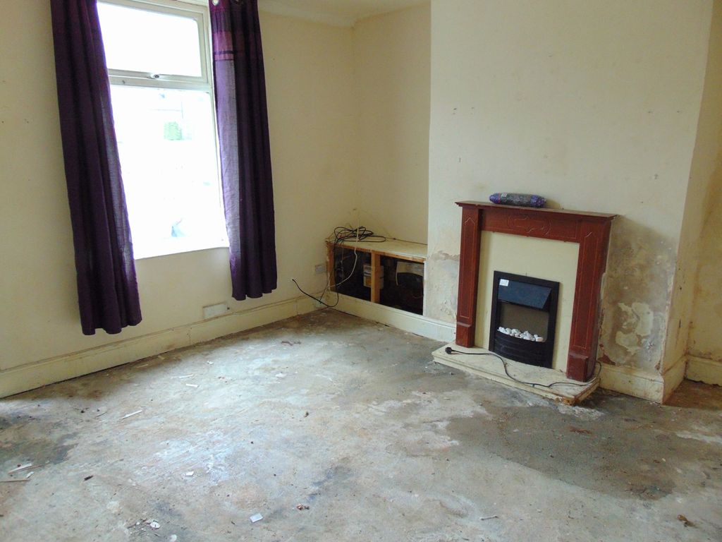2 bed terraced house for sale in High Street, Brierfield, Nelson BB9, £49,995