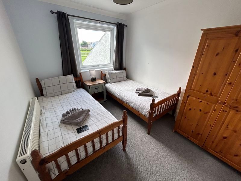 2 bed flat for sale in Deganwy Beach, Deganwy, Conwy LL31, £225,000