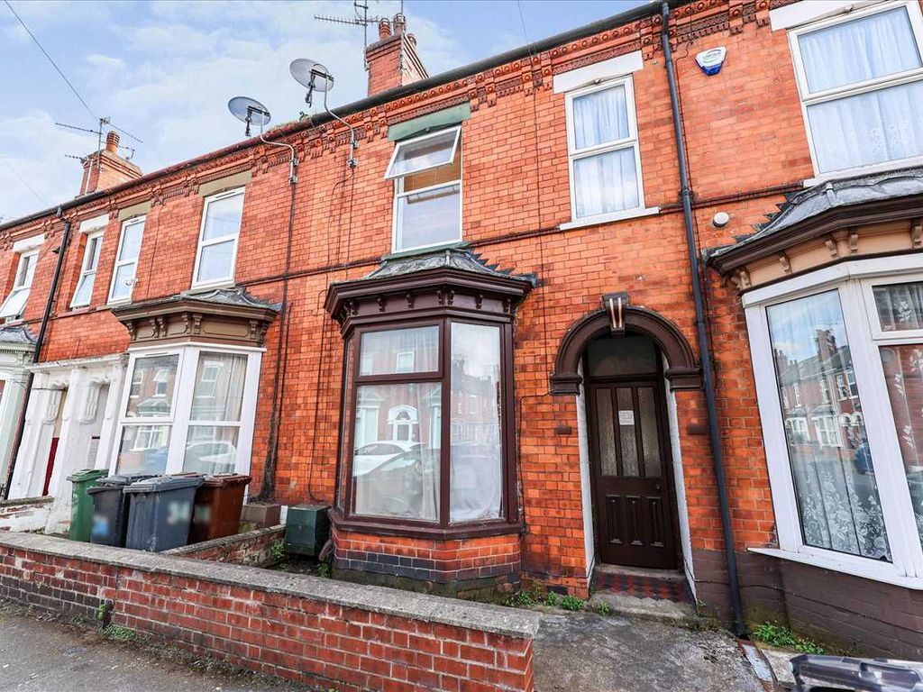 2 bed terraced house for sale in Foster Street, Lincoln LN5, £125,000