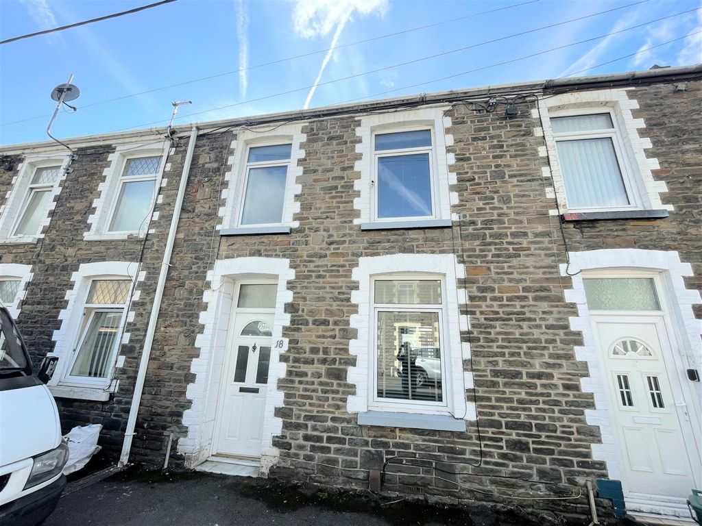 3 bed terraced house for sale in New Henry Street, Neath SA11, £120,000