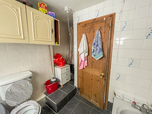 3 bed terraced house for sale in Beeson Street, Grimsby DN31, £59,950