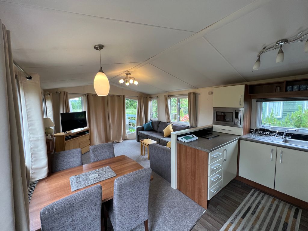 2 bed lodge for sale in Rhos Park, Crossgates LD2, £48,000