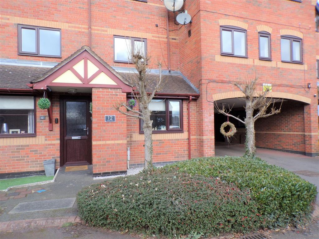 1 bed flat for sale in Forge Mews, Forge Road, Rugeley WS15, £99,995