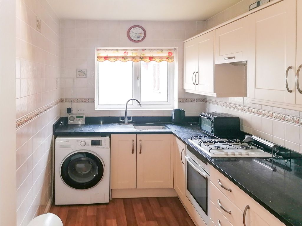 2 bed semi-detached bungalow for sale in Station Avenue, Bridlington YO16, £170,000