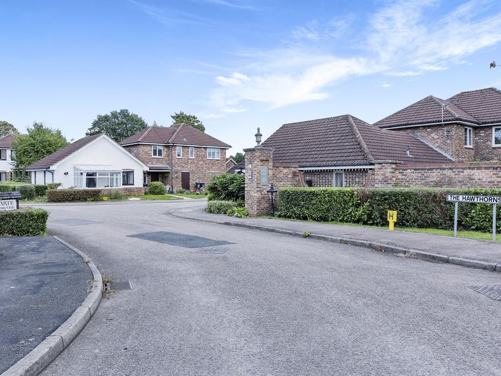 2 bed semi-detached bungalow for sale in The Hawthorns, Lutterworth LE17, £220,000