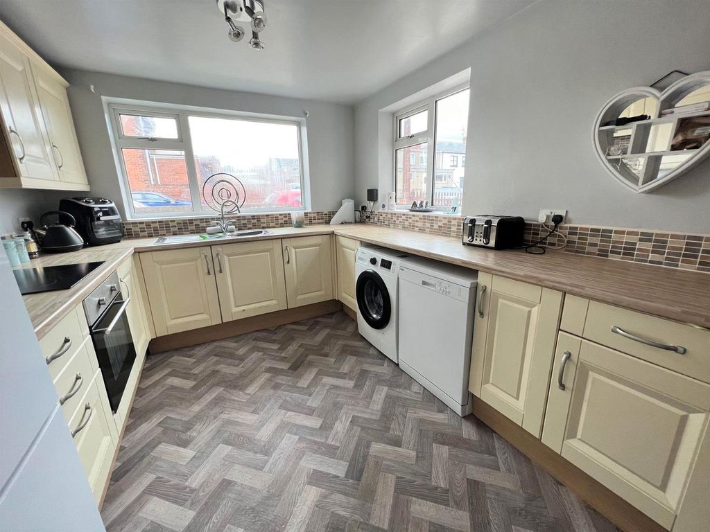 3 bed terraced house for sale in East View, Easington Colliery, Peterlee SR8, £79,999